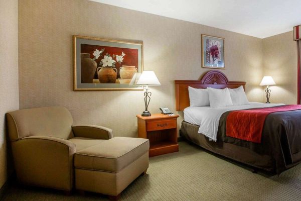 Comfort Inn & Suites adj to Akwesasne Mohawk Casino (Hogansburg)